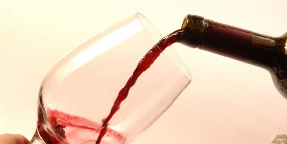 vino-alcohol-copa-tomar_MUJIMA20110224_0057_24